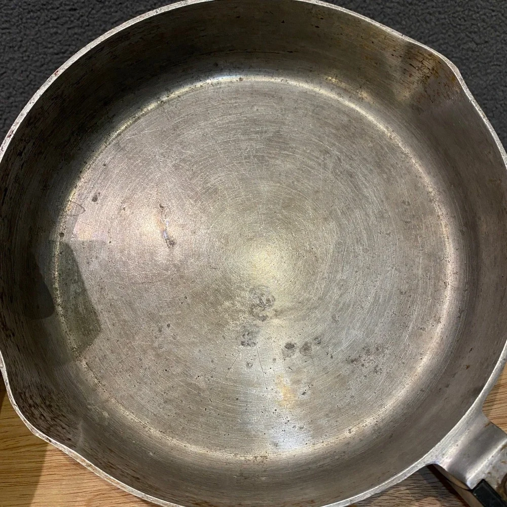 GHC magnalite cookware